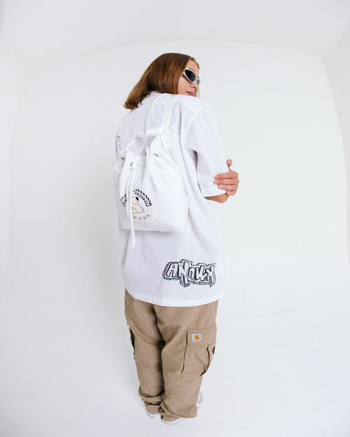 OH MY PUG MINI BAG // WHITE