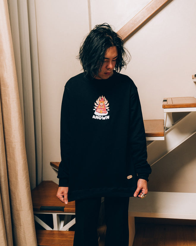 MORE MIDDLE FINGERS SWEATER // BLACK