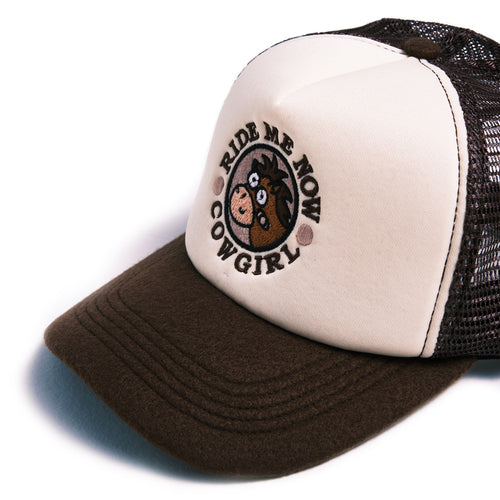 COWBOY TRUCKER // WHITE BROWN